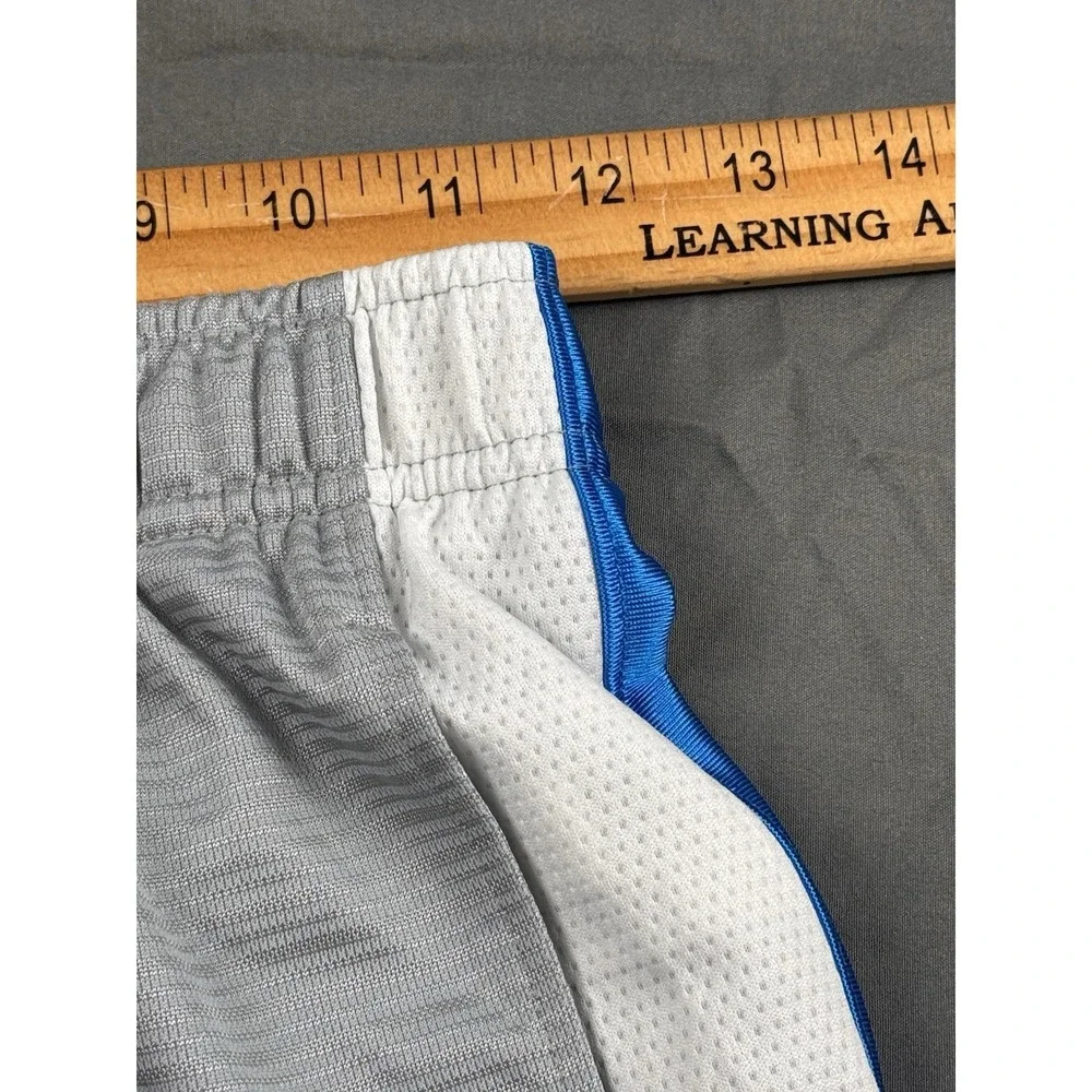 Nike Dri-Fit Shorts Boys Small Gray/White/Blue Performance‎ Basketball Youth